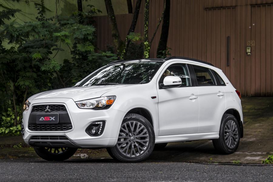  Mitsubishi ASX-S 2016 года  (фото 10 из 11)